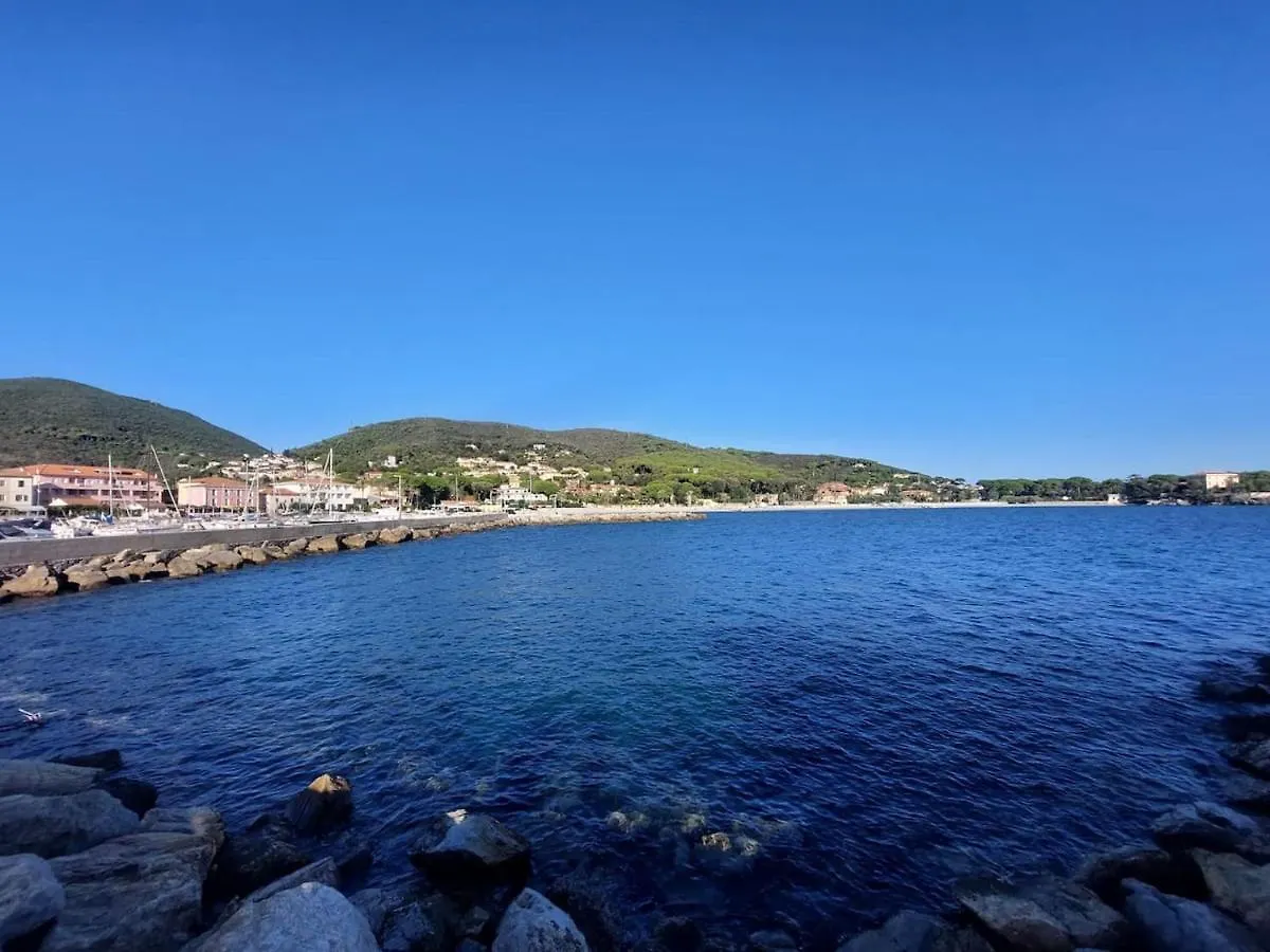 Appartamento Mare Blu Cavo 0*,
